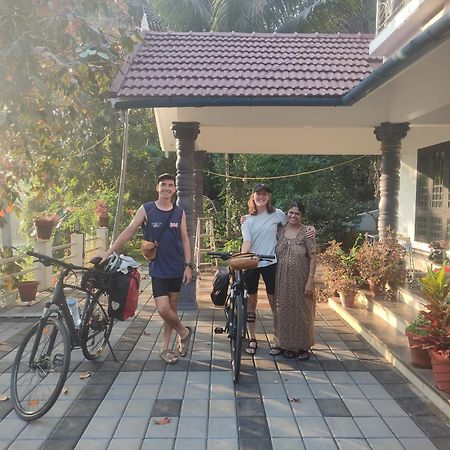 Munnar Village Homes エクステリア 写真